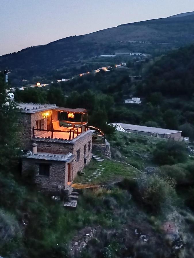 Casa Rural Cortijo Molino Altero Trevélez Exterior foto